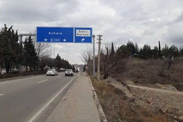 Ayaş Mezarlığı - Resim 3