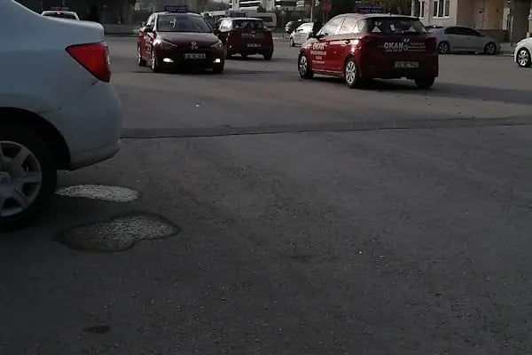 OKAN SÜRÜCÜ KURSLARI PLEVNE ŞUBESİ - Resim 1