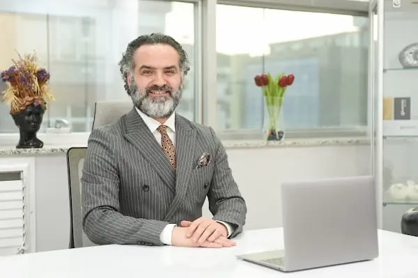Aziz Aksöz - Hair Transplant Turkey,Hair Transplant İstanbul - Resim 6
