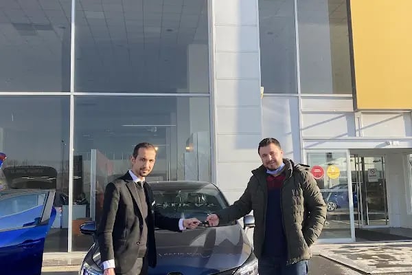 OTO KİRALAMA MED RENT A CAR - Resim 6
