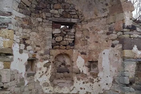 Kilise Kalıntısı - Resim 7