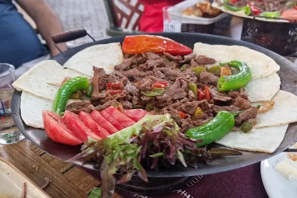 Çınar Restaurant ve Kır Bahçesi - Resim 10