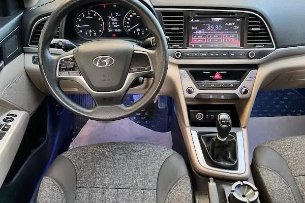 Royal Rent a car - Resim 12