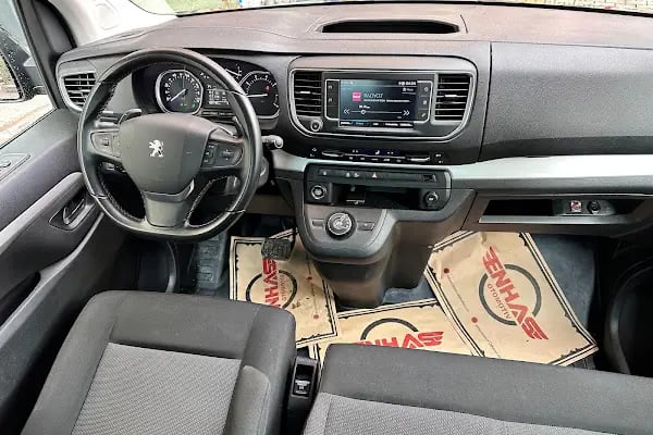 Royal Rent a car - Resim 15