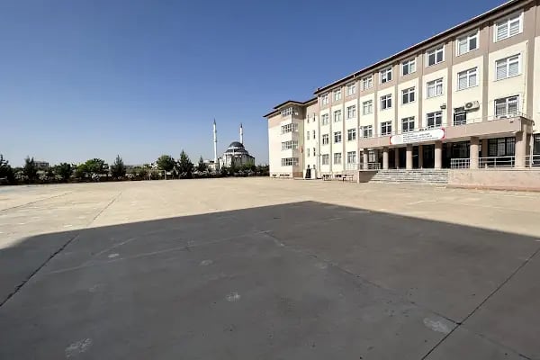 Necibe Kemal Akdoğan Anadolu İmam Hatip Lisesi Fen ve Sosyal Bilimler Proje Okulu - Resim 6