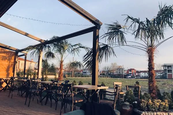 L’Mabella Cafe - Resim 14