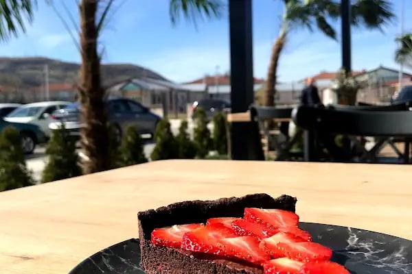 L’Mabella Cafe - Resim 19