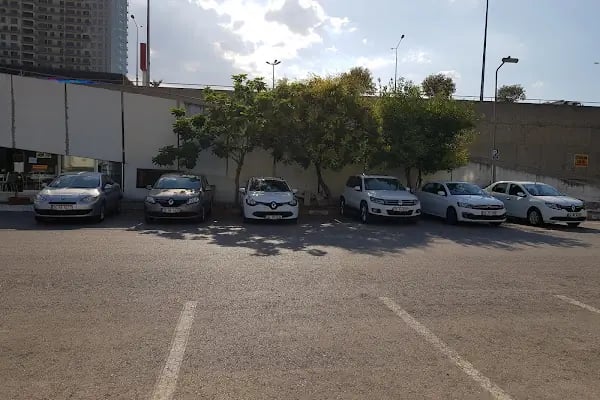 EGE Oto Kiralama/Rent A Car Lounge Ofis İzmir Şehirlerarası Otobüs terminali otogardan araç kiralama - Resim 10