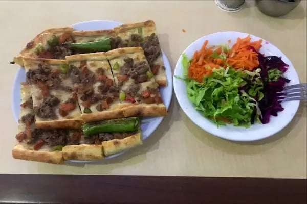 Çağlar Pide ve Kebap Salonu - Resim 3