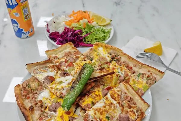 Çağlar Pide ve Kebap Salonu - Resim 4