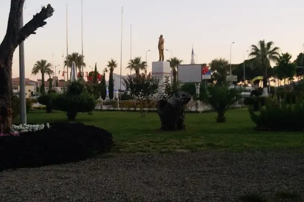 Şehit Mehmetcik Parkı - Resim 16