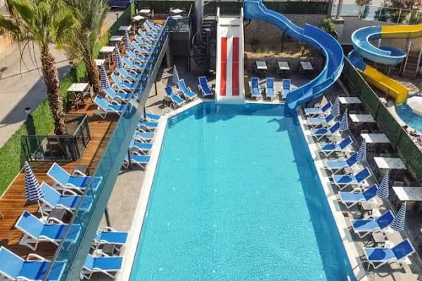 Relax Beach Hotel - Resim 3