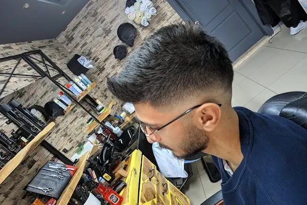 CK Barber Shop - Resim 5