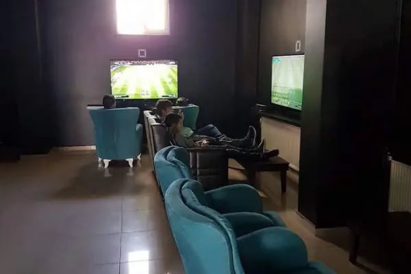 Pablo Playstation Cafe - Resim 5