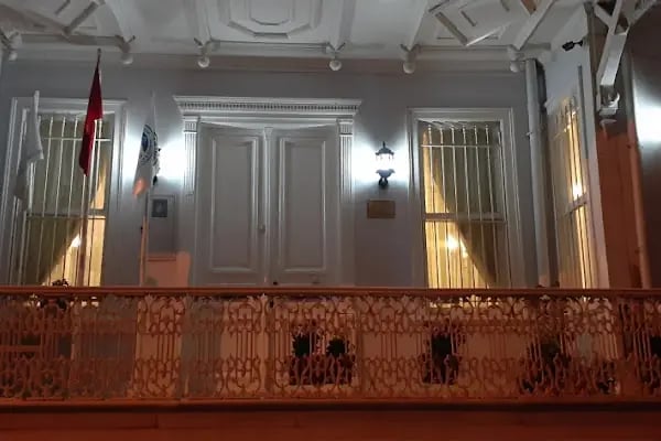 Gemlik Daniş Ekim Öğretmenevi ve Akşam Sanat Okulu - Resim 3