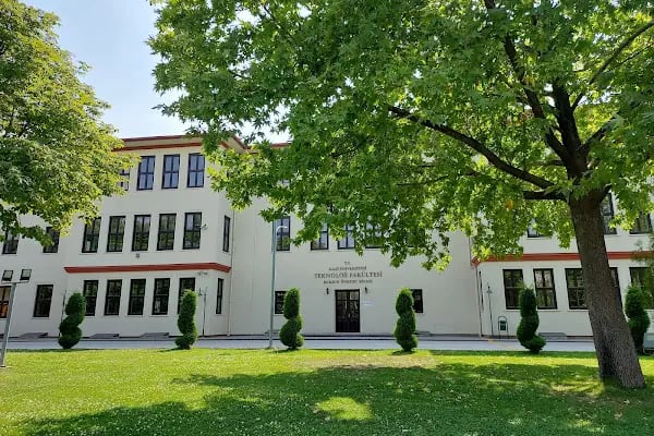 Gazi Üniversitesi Teknoloji Fakültesi - Resim 2