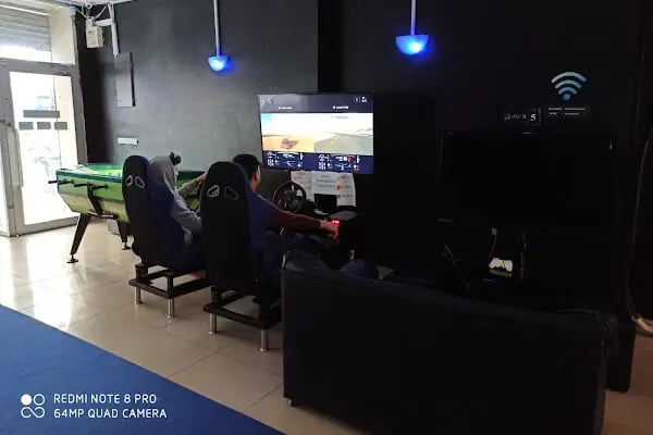 Kardeşler Playstation Kafe - Resim 12