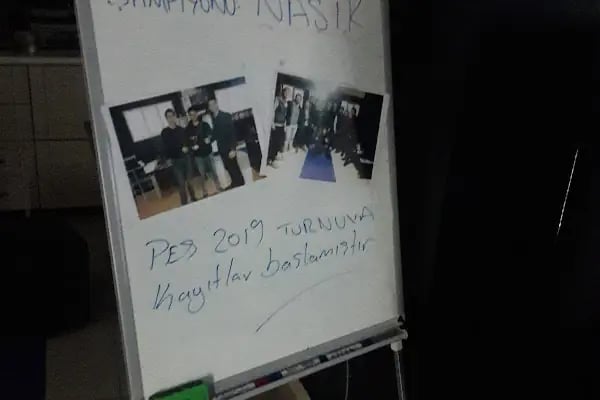 Kardeşler Playstation Kafe - Resim 13
