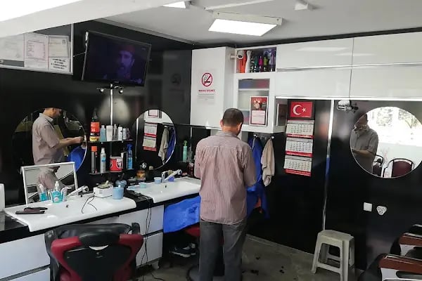 Çakir Berber Salonu - Resim 2