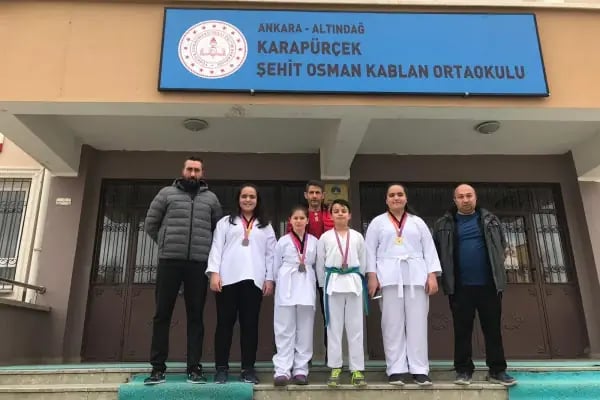 Karapürçek Şehit Osman Kablan Ortaokulu - Resim 9