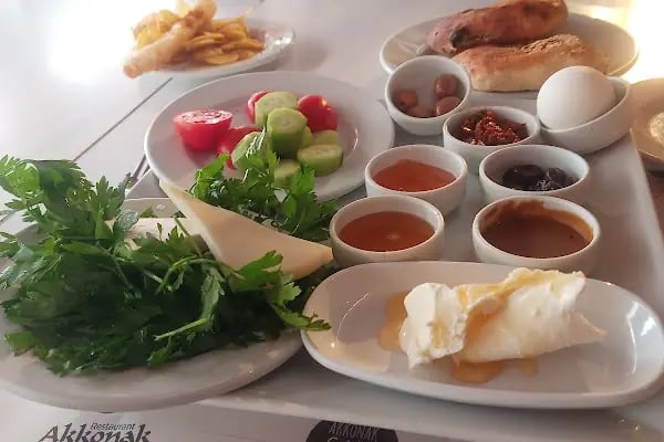 Akkonak Restaurant / Cafe - Resim 5