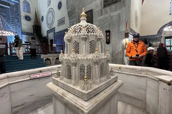 Yeşil Türbe - Resim 16