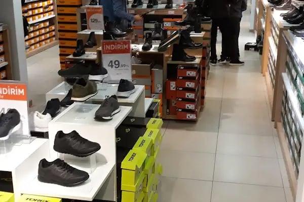 FLO Bağcılar Cadde Mağazası - Resim 5