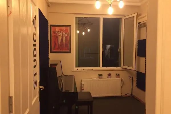 Artistik Stüdyo - Sanat Atölyesi - Resim 9