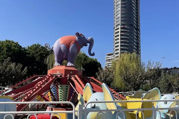 Retro Lunapark Akasya - Resim 3