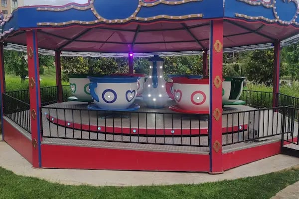 Retro Lunapark Akasya - Resim 6