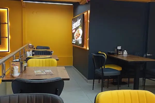 Maydonoz Döner Bayraklı Sevgi Yolu - Resim 3