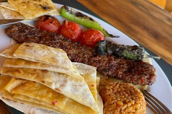 Ege Mantı kebap Izgara pide pizza lahmacun - Resim 11