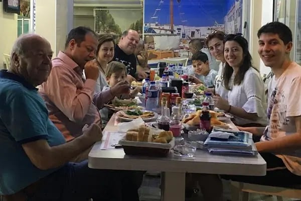 Marina Balık Market Pişirme Evi - Resim 10