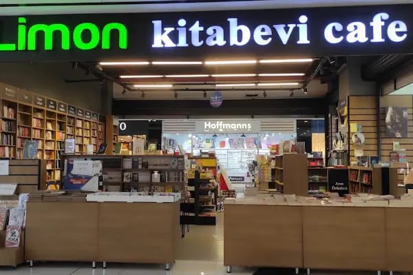 Limon Kitabevi Cafe - Resim 4