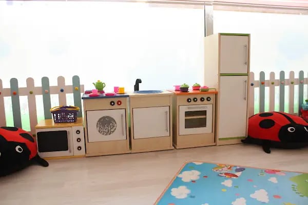 Bayraklı AKD KIDS Anaokulu - Resim 15