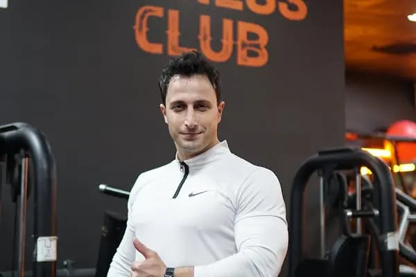 RUSH FİTNESS CLUB - Resim 4