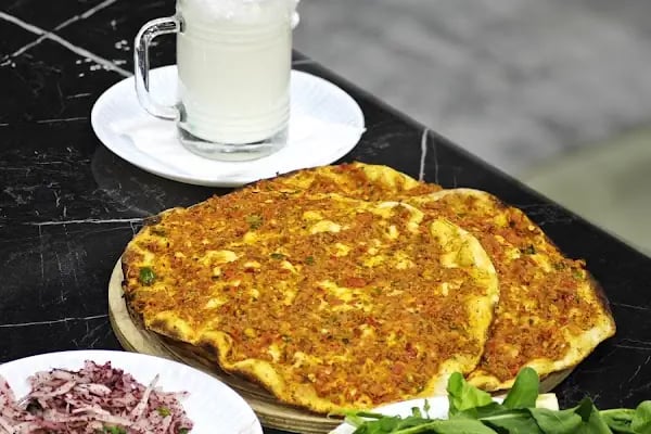 Gazipaşa Konyalı Etli Ekmek - Resim 20