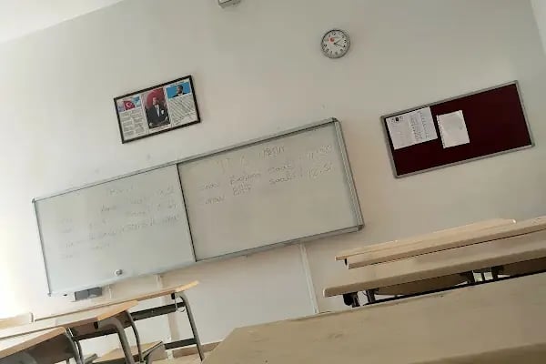 Şehit Ömer Halisdemir Anadolu Lisesi - Resim 11