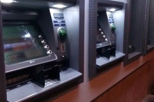Ziraat Bankası Bağcılar/İstanbul Şubesi - Resim 3