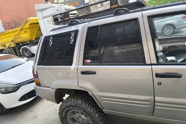 ŞAHİN OTO CAM SERVİSİ KİLİT VE CAM KRİKO MERKEZİ - Resim 18