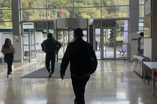 İstanbul Beykent Üniversitesi - Resim 13