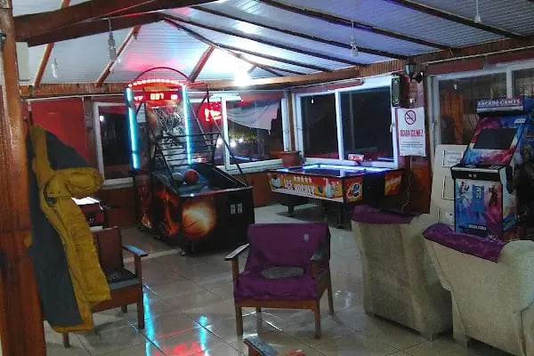 Marjinal oyun salonu - Resim 3
