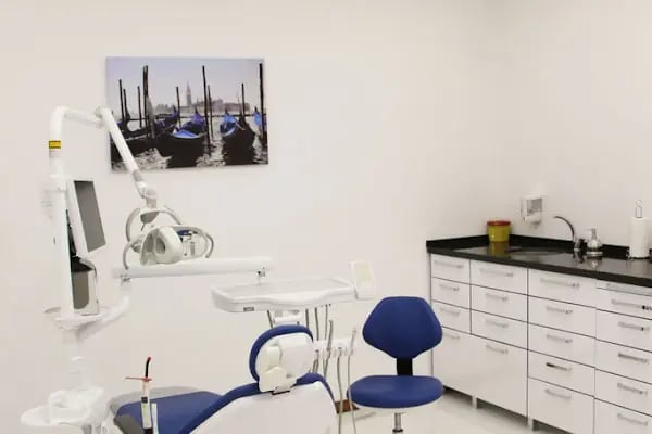ÖZLEM KOÇ Özel Diş Kliniği - Resim 20