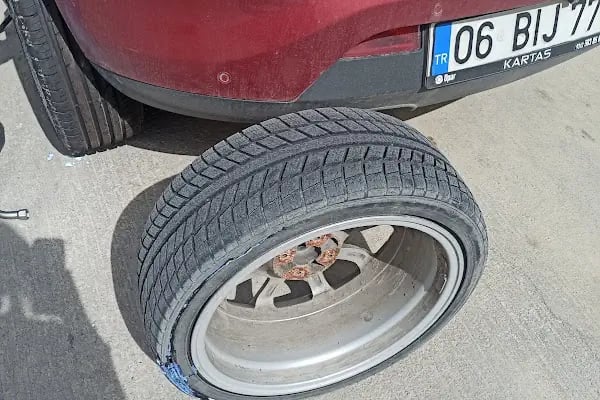 Burak Uz Oto Lastik - Resim 9