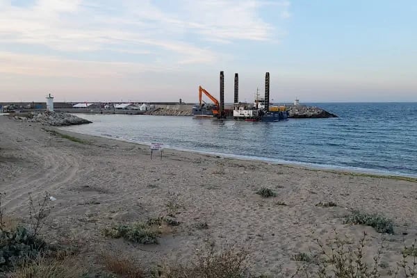 Karaburun Limanı - Resim 20