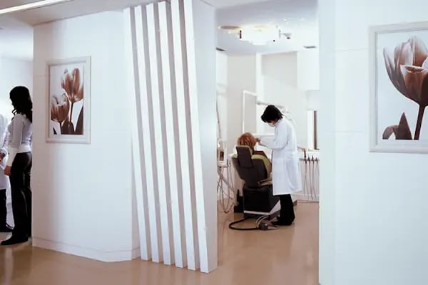 Op. Dr. Arzu Ercan - İstanbul Kalp Damar Cerrahisi - Resim 2
