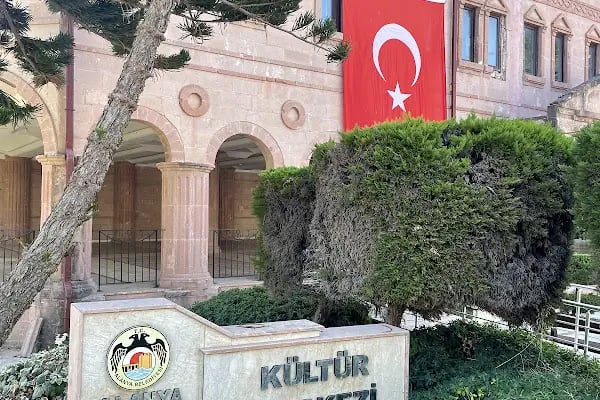 T.C. Alanya Belediyesi Tiyatro Müdürlüğü Kültür Merkezi - Resim 10