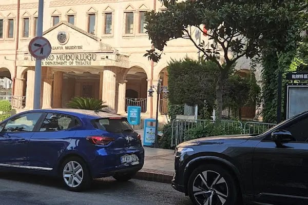 T.C. Alanya Belediyesi Tiyatro Müdürlüğü Kültür Merkezi - Resim 2