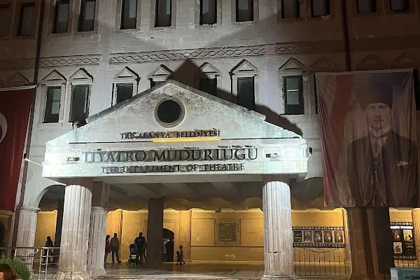 T.C. Alanya Belediyesi Tiyatro Müdürlüğü Kültür Merkezi - Resim 13