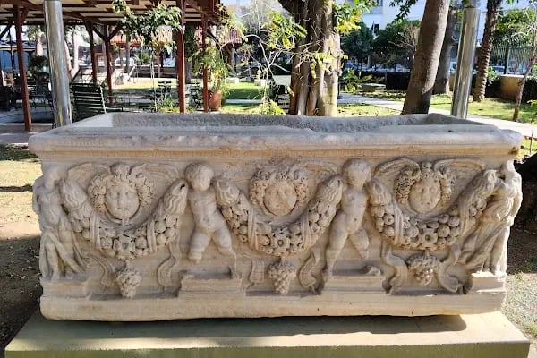 T.C. Alanya Belediyesi Tiyatro Müdürlüğü Kültür Merkezi - Resim 6